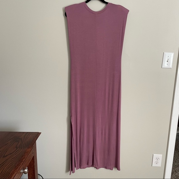 NWT Lulu's Daily Fave Mauve Purple Padded Shoulder Sleeveless Maxi Dress small - Picture 9 of 13